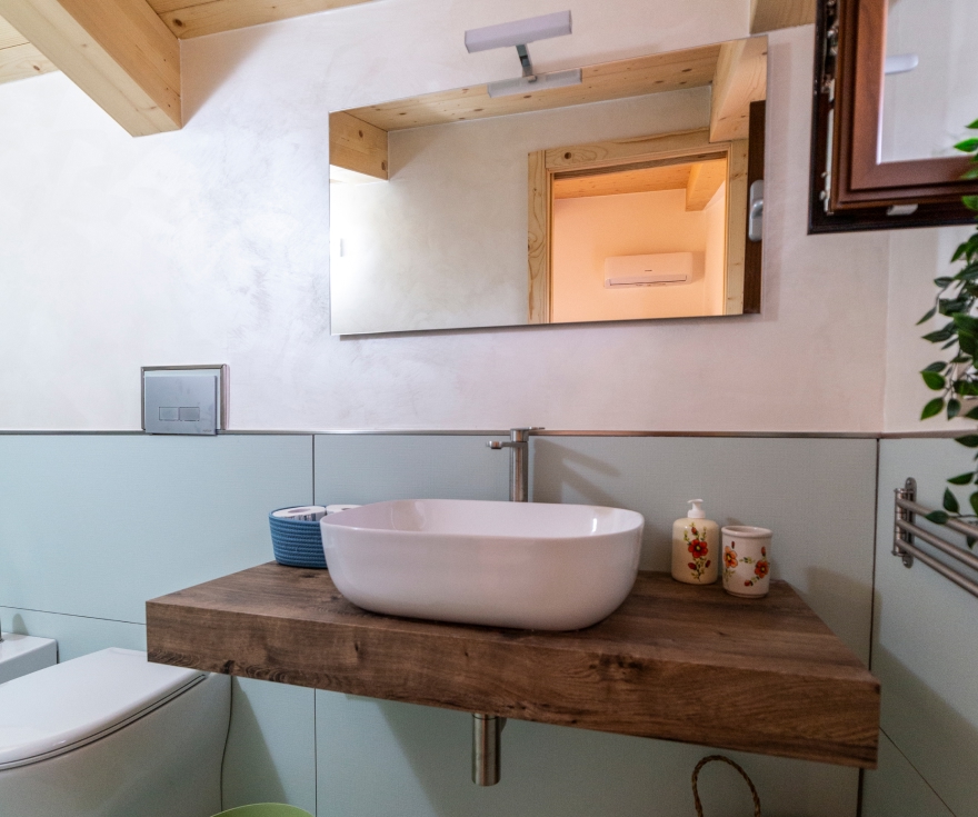 Appartamento Indipendente con vista piscina