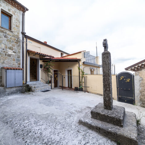 cortile entrata